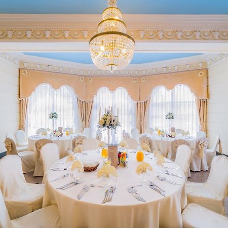 Hotel Jarosław المظهر الخارجي الصورة