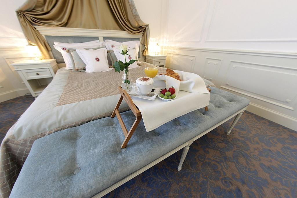 Hotel Jarosław الغرفة الصورة