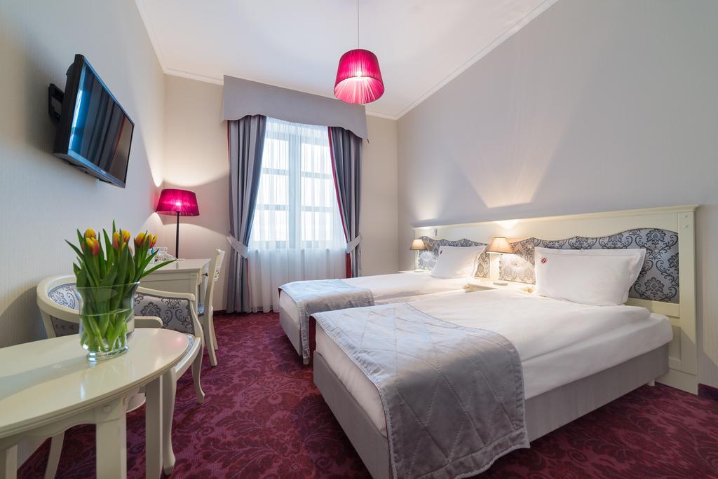 Hotel Jarosław المظهر الخارجي الصورة