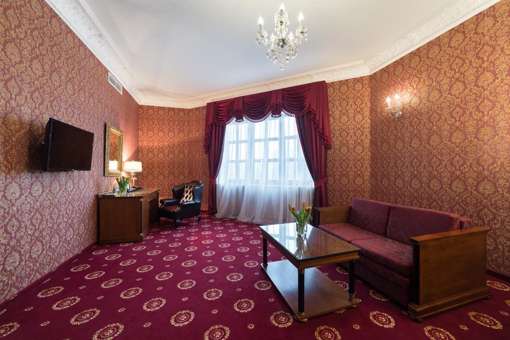 Hotel Jarosław المظهر الخارجي الصورة