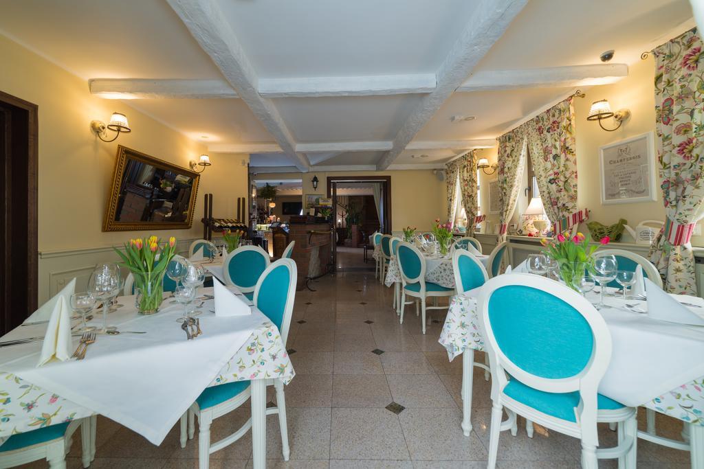 Hotel Jarosław المظهر الخارجي الصورة