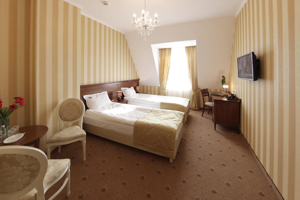 Hotel Jarosław المظهر الخارجي الصورة